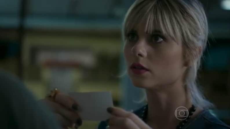 Lu descobre a terrível verdade sobre Sofia em Totalmente Demais Lu descobre a terrível verdade sobre Sofia em Totalmente Demais