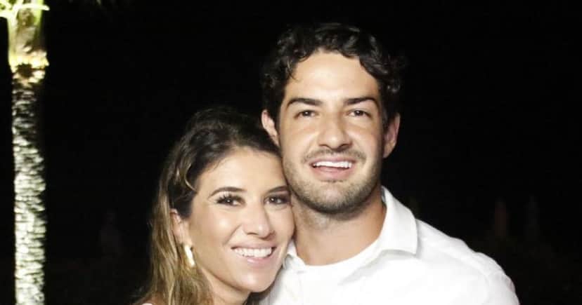 zeze di camargo bonner Alexandre Pato e Rebeca Abravanel (Reprodução) zeze di camargo bonner Alexandre Pato e Rebeca Abravanel (Reprodução)