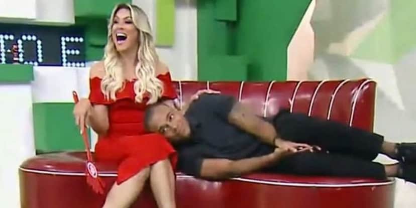 Renata Fan e Denilson se divertem durante o Jogo Aberto na Band (Imagem: Instagram) Renata Fan e Denilson se divertem durante o Jogo Aberto na Band (Imagem: Instagram)