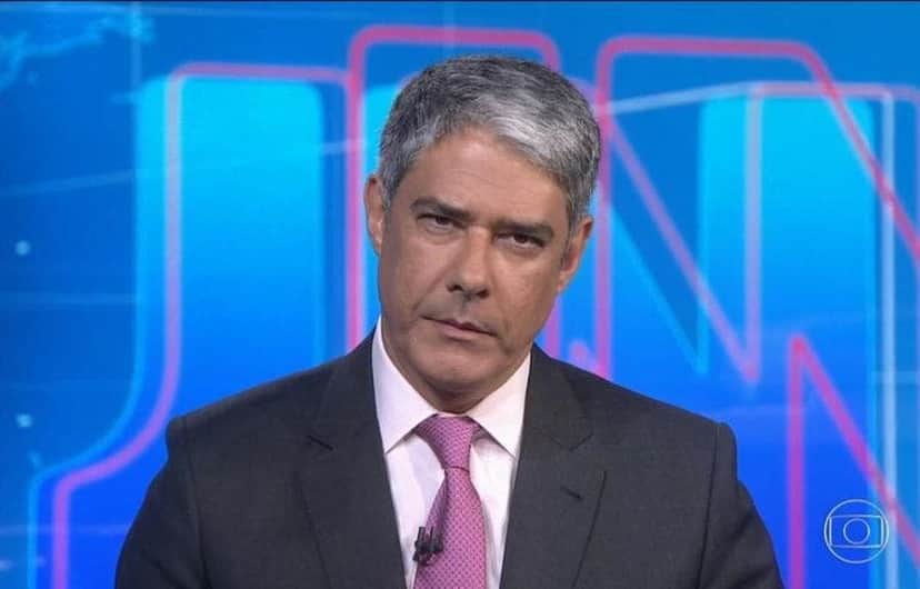 William Bonner no Jornal Nacional, na TV Globo (Foto: Reprodução) William Bonner no Jornal Nacional, na TV Globo (Foto: Reprodução)