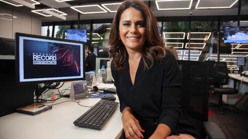 Adriana Araújo estreia na volta do Repórter Record Investigação (Foto: Divulgação/ RecordTV/ Edu Moraes)