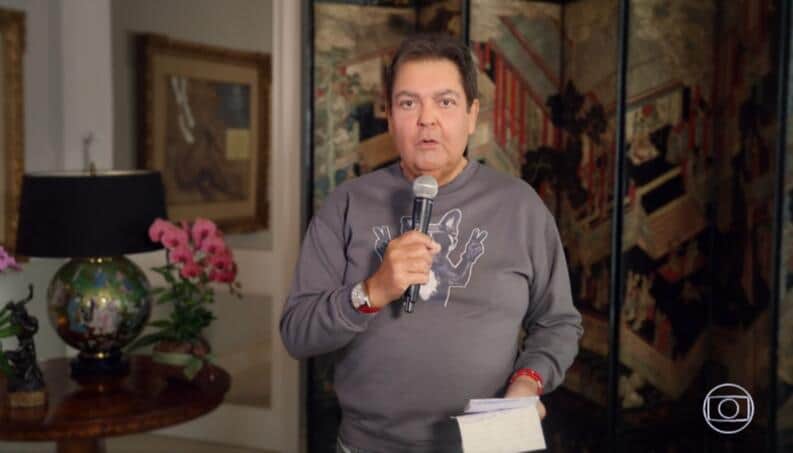 Faustão surpreendeu ao citar contratados da Record - Foto: Reprodução Faustão surpreendeu ao citar contratados da Record - Foto: Reprodução