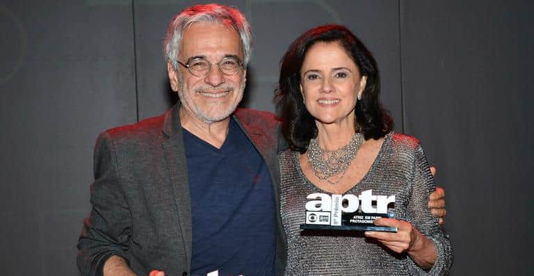http://tvfoco.uai.com.br/wp-content/uploads/2015/05/Daniela-Mercury.jpg
