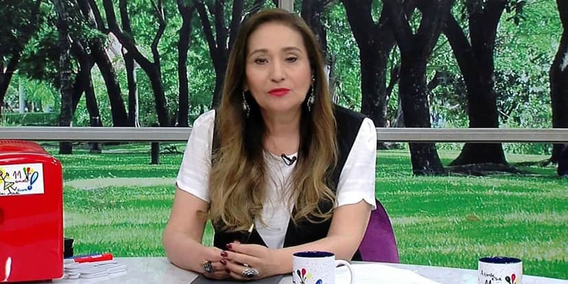 Sonia Abrão comanda o programa 'A Tarde É Sua' no horário vespertino da RedeTV! (Foto: Reprodução) Sonia Abrão comanda o programa 'A Tarde É Sua' no horário vespertino da RedeTV! (Foto: Reprodução)
