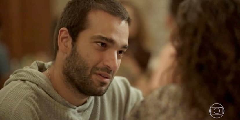 Sandro (Humberto Carrão) cena de Amor de Mãe; rapaz enfrentará drama de ver a amada doente na segunda fase da novela (Foto: Reprodução/Globo) Sandro (Humberto Carrão) cena de Amor de Mãe; rapaz enfrentará drama de ver a amada doente na segunda fase da novela (Foto: Reprodução/Globo)