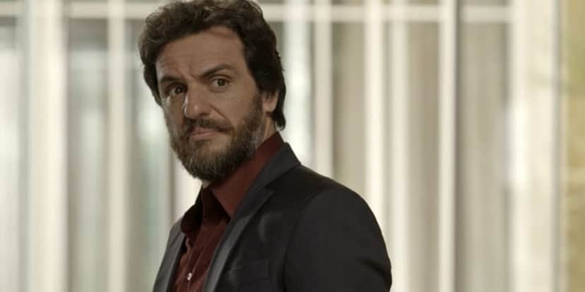 Caio (Rodrigo Lombardi) em A Força do Querer (Foto: Reprodução/Globo) Caio (Rodrigo Lombardi) em A Força do Querer (Foto: Reprodução/Globo)