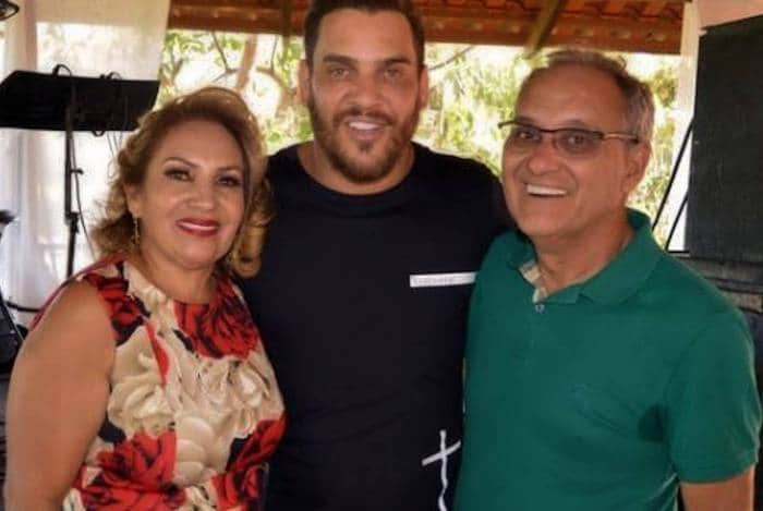 Mãe de Cauan tem piora um dia após cantor deixar hospital - (Reprodução/Instagram) Mãe de Cauan tem piora um dia após cantor deixar hospital - (Reprodução/Instagram)