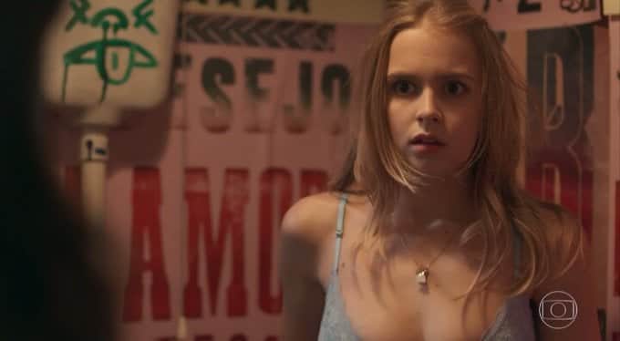 Clara se choca em cena de Malhação - Viva a Diferença Clara se choca em cena de Malhação - Viva a Diferença