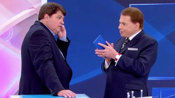 Datena e Silvio Santos durante programa do dono do SBT - Foto: Reprodução Datena e Silvio Santos durante programa do dono do SBT - Foto: Reprodução