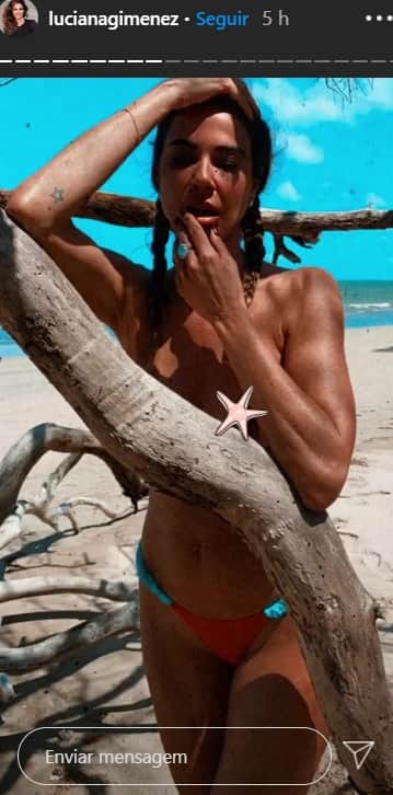 Luciana Gimenez faz topless (Foto: Reprodução) Luciana Gimenez faz topless (Foto: Reprodução)