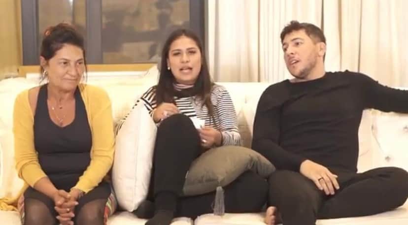 globo Simone, da dupla com Simaria, gravou vídeo com a mãe e o irmão (Reprodução) globo Simone, da dupla com Simaria, gravou vídeo com a mãe e o irmão (Reprodução)