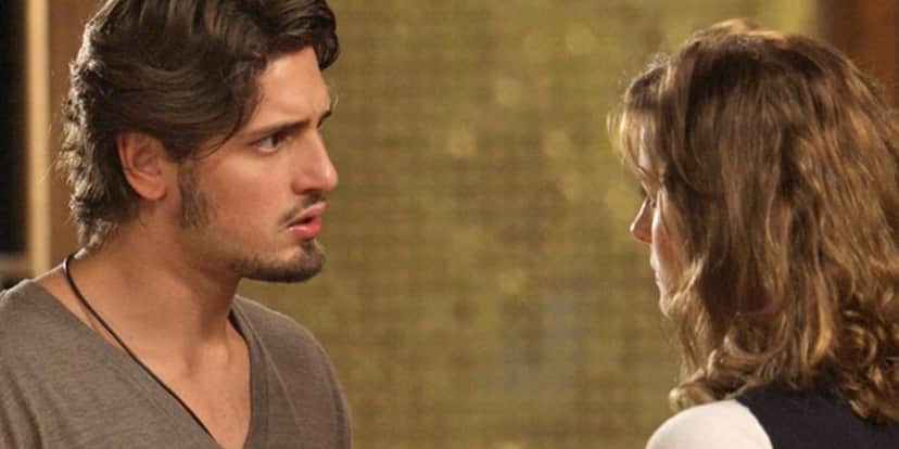 Rafael (Daniel Rocha) não acreditará em Sofia (Priscila Steinman) e surtará com reencontro em Totalmente Demais (Foto: Reprodução/Globo) Rafael (Daniel Rocha) não acreditará em Sofia (Priscila Steinman) e surtará com reencontro em Totalmente Demais (Foto: Reprodução/Globo)