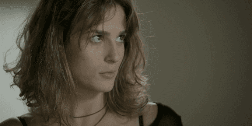Sofia (Priscila Steinman) é desmascarada em Totalmente Demais (Foto: Reprodução/Globo) Sofia (Priscila Steinman) é desmascarada em Totalmente Demais (Foto: Reprodução/Globo)