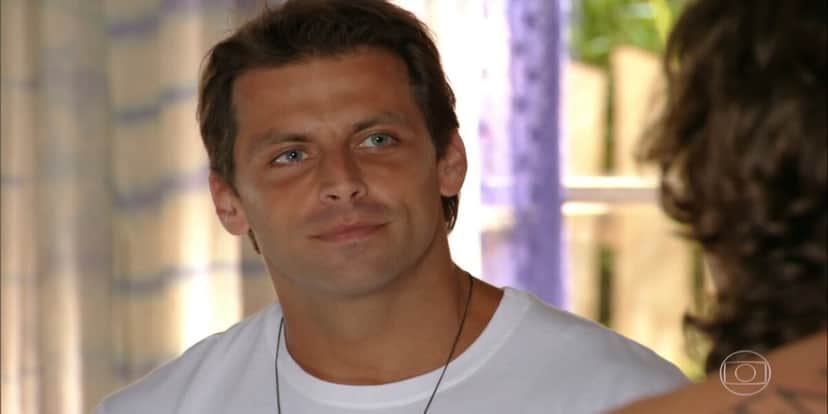 Cassiano (Henri Castelli) em cena de Flor do Caribe Cassiano (Henri Castelli) em cena de Flor do Caribe