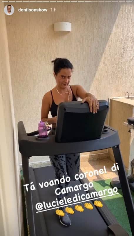 Denílson flagrou a esposa, Luciele Di Camargo, malhando (Foto: Reprodução/ Instagram) Denílson flagrou a esposa, Luciele Di Camargo, malhando (Foto: Reprodução/ Instagram)