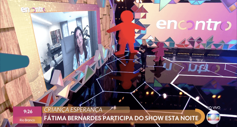 Fátima Bernardes entrou ao vivo no 'Encontro', que estava sendo comandado por Fernanda Gentil (Foto: reprodução) Fátima Bernardes entrou ao vivo no 'Encontro', que estava sendo comandado por Fernanda Gentil (Foto: reprodução)