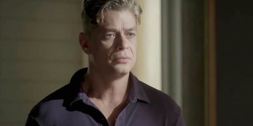 Arthur (Fábio Assunção) ficará arrasado com flagra em Totalmente Demais (Foto: Reprodução/Globo) Arthur (Fábio Assunção) ficará arrasado com flagra em Totalmente Demais (Foto: Reprodução/Globo)