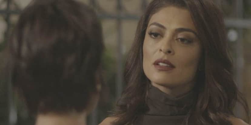 Carolina (Juliana Paes) terá nova inimiga nos próximos capítulos de Totalmente Demais (Foto: Reprodução/Globo) Carolina (Juliana Paes) terá nova inimiga nos próximos capítulos de Totalmente Demais (Foto: Reprodução/Globo)