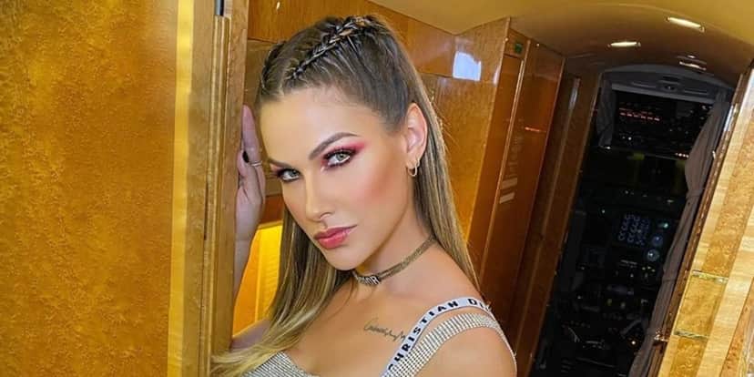 Andressa Suita assombrou com postura em vídeos diante de separação de Gusttavo Lima (Foto: Reprodução) Andressa Suita assombrou com postura em vídeos diante de separação de Gusttavo Lima (Foto: Reprodução)