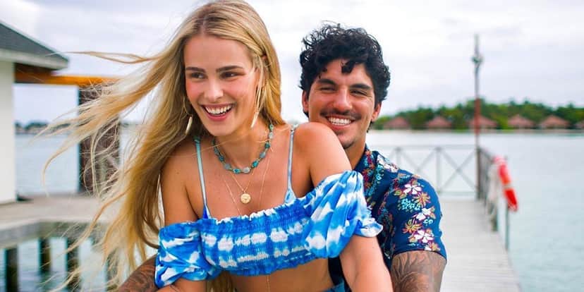 Gabriel Medina e Yasmin Brunet trocam declarações em publicação (Foto: Reprodução/Alex Postigo) Gabriel Medina e Yasmin Brunet trocam declarações em publicação (Foto: Reprodução/Alex Postigo)