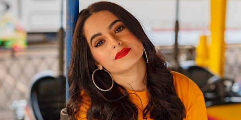 Kamily Zor respondeu perguntas de seguidores relacionadas ao pai famoso (Foto: Reprodução) Kamily Zor respondeu perguntas de seguidores relacionadas ao pai famoso (Foto: Reprodução)
