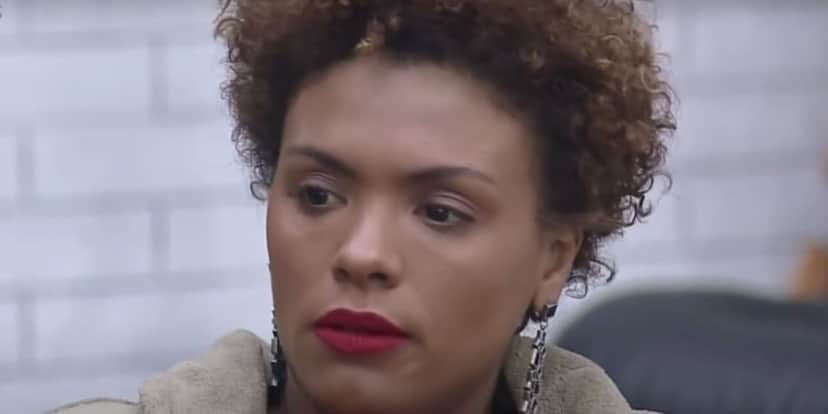 Lidi Lisboa desconfia de traição de Lipe Ribeiro em A Fazenda 12 (Foto: Reprodução) Lidi Lisboa desconfia de traição de Lipe Ribeiro em A Fazenda 12 (Foto: Reprodução)