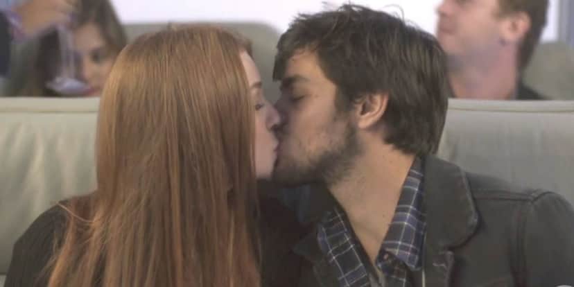 Jonatas e Eliza têm final feliz na despedida de Totalmente Demais Jonatas e Eliza têm final feliz na despedida de Totalmente Demais