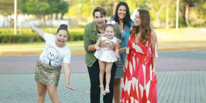Solange Almeida e a sua família (Foto: Reprodução)