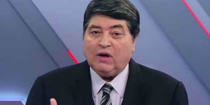 Apresentador ficou constrangido com vazamento de palavrão (Foto: Reprodução) Apresentador ficou constrangido com vazamento de palavrão (Foto: Reprodução)