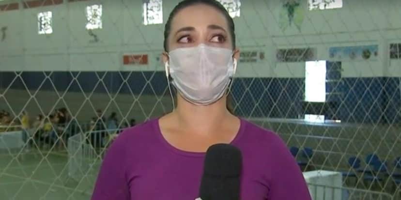 Nathália Silva não conseguiu esconder a emoção durante reportagem (Foto: Reprodução) Nathália Silva não conseguiu esconder a emoção durante reportagem (Foto: Reprodução)
