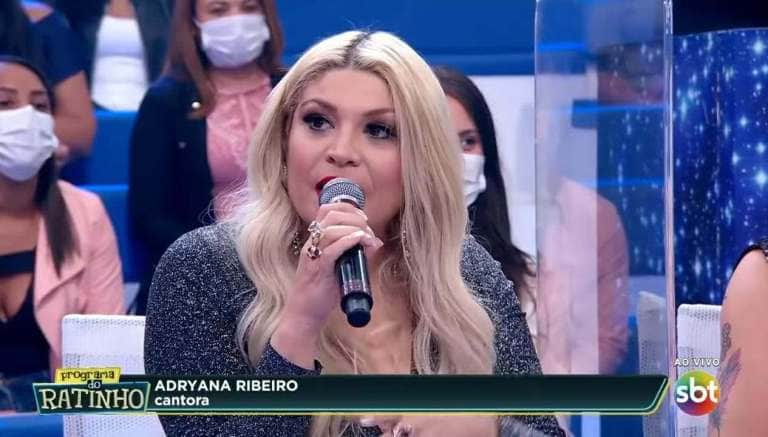 Adryanna Ribeiro participa como jurado do programa ao vivo do Ratinho (Reprodução) Adryanna Ribeiro participa como jurado do programa ao vivo do Ratinho (Reprodução)