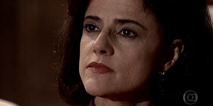 Alma (Marieta Severo) na novela Laços de Família