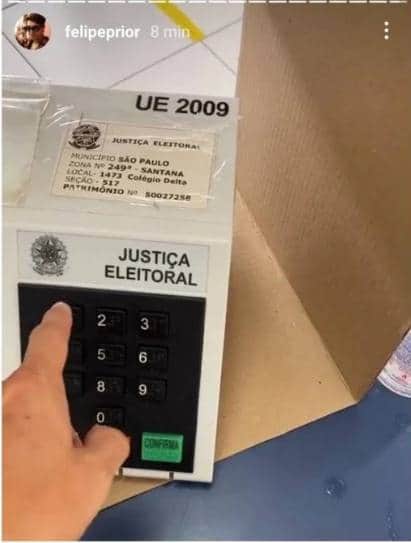 Felipe Prior se envolveu em mais uma confusão nas urnas (Foto: Reprodução) Felipe Prior se envolveu em mais uma confusão nas urnas (Foto: Reprodução)