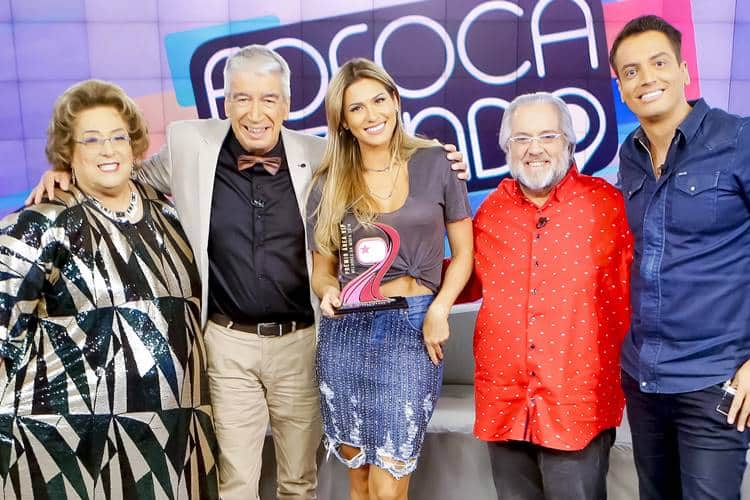 Antiga equipe do "Fofocalizando", do SBT e Ex diretor do SBT (Reprodução) Antiga equipe do "Fofocalizando", do SBT e Ex diretor do SBT (Reprodução)