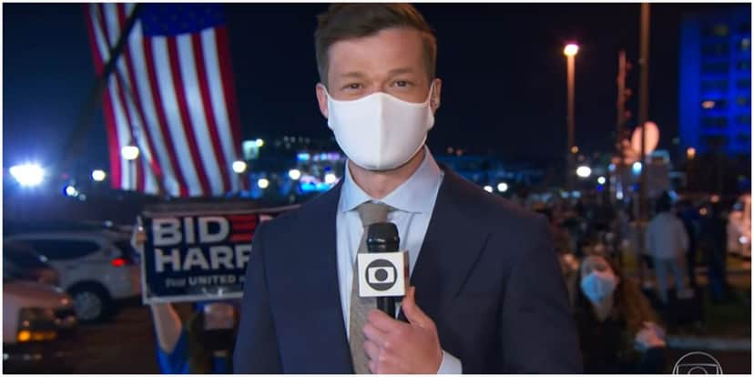 O jornalista Felipe Santana foi calado pelo Serviço Secreto dos Estados Unidos ao vivo na Globo - Foto: Reprodução O jornalista Felipe Santana foi calado pelo Serviço Secreto dos Estados Unidos ao vivo na Globo - Foto: Reprodução