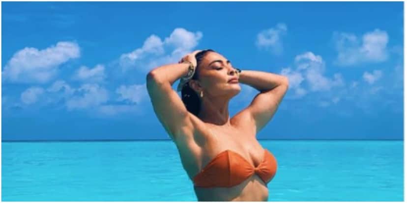 Juliana Paes surgiu nas Ilhas Maldivas ostentando corpão (Foto: Reprodução) Juliana Paes surgiu nas Ilhas Maldivas ostentando corpão (Foto: Reprodução)