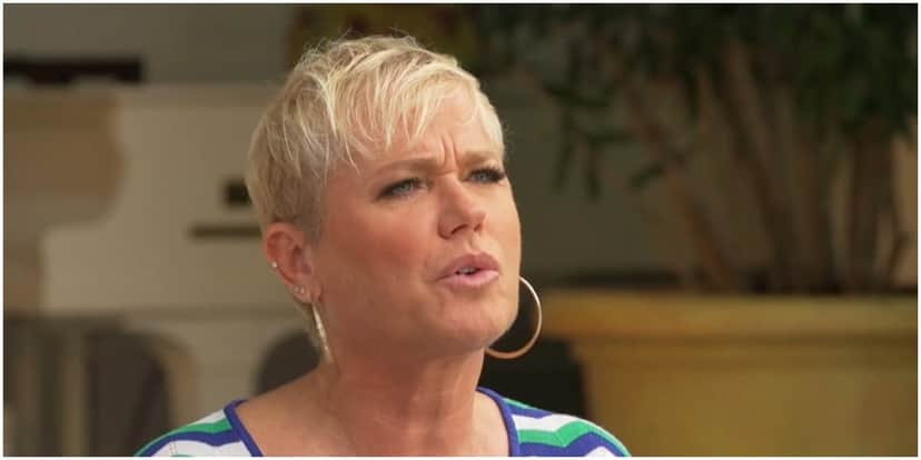 Xuxa Meneghel durante entrevista ao Fantástico - Foto: Reprodução Xuxa Meneghel durante entrevista ao Fantástico - Foto: Reprodução