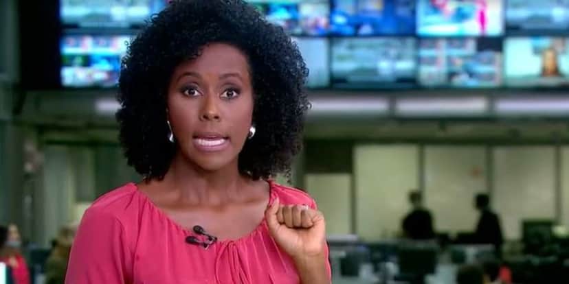 Maju Coutinho no "Jornal Hoje" da véspera de Natal (Foto: Reprodução/TV Globo) Maju Coutinho no "Jornal Hoje" da véspera de Natal (Foto: Reprodução/TV Globo)