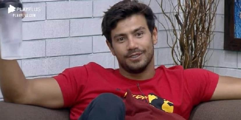 Mariano no momento que revelava seu drama do passado (Foto: Reprodução) Mariano no momento que revelava seu drama do passado (Foto: Reprodução)