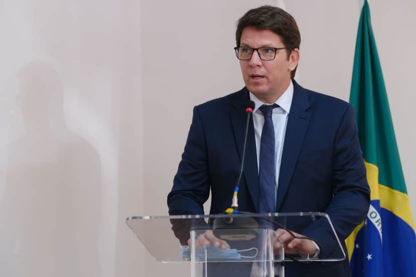 Mário Frias foi internado às pressas com princípio de infarto (Foto: Reprodução) Mário Frias foi internado às pressas com princípio de infarto (Foto: Reprodução)