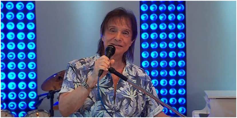 O cantor Roberto Carlos, contratado pela Globo - Foto: Reprodução