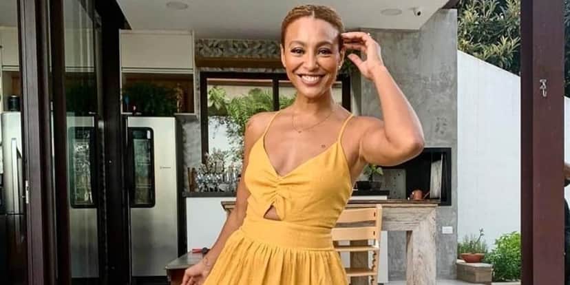 Sheron Menezzes aparece completamente nua em publicação feita em sua conta oficial do instagram (Foto: Reprodução/Instagram) Sheron Menezzes aparece completamente nua em publicação feita em sua conta oficial do instagram (Foto: Reprodução/Instagram)