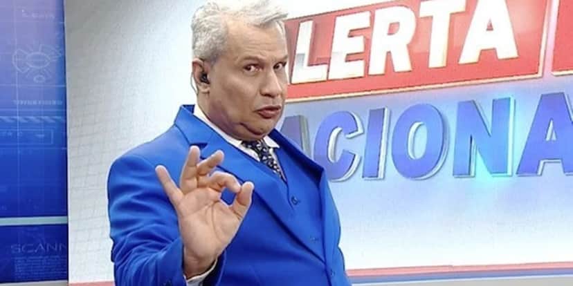 Sikêra Jr. solta os cachorros em Xuxa após processo (Foto: Reprodução) Sikêra Jr. solta os cachorros em Xuxa após processo (Foto: Reprodução)