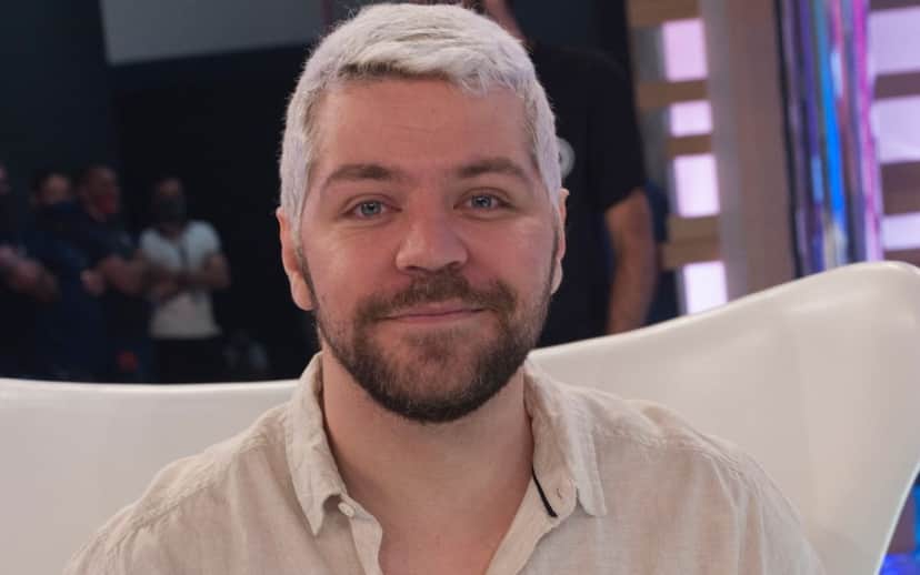 Victor Sarro no Hora do Faro sobre A Fazenda (Foto: Reprodução) Record