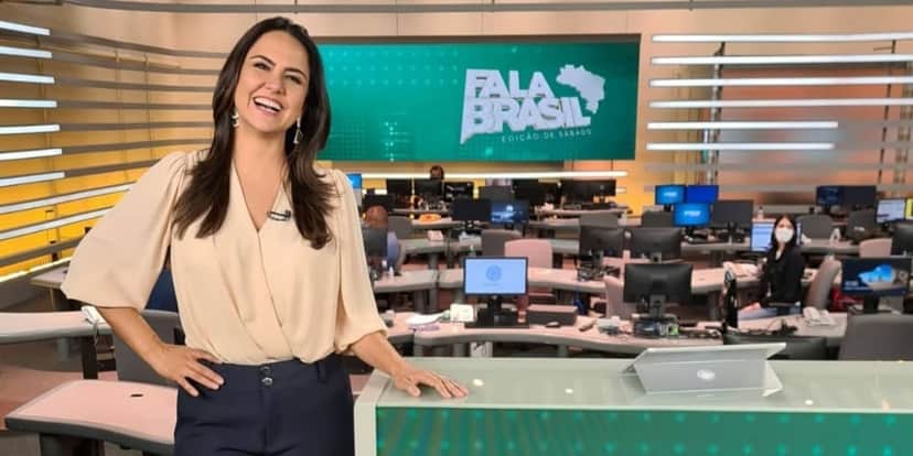 Carla Cecato (Reprodução) Carla Cecato (Reprodução)