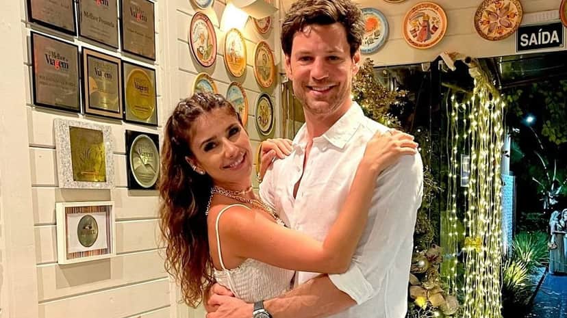 Paula Fernandes e o namorado Ronny Cecconello (Foto: Reprodução/Instagram) Paula Fernandes e o namorado Ronny Cecconello (Foto: Reprodução/Instagram)