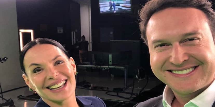 Carolina Ferraz, Record Carolina Ferraz, Record