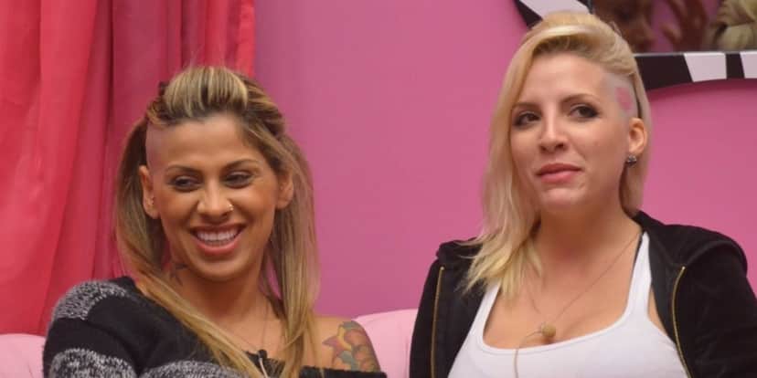 Clara e Vanessa transaram no BBB 14 Clara e Vanessa transaram no BBB 14