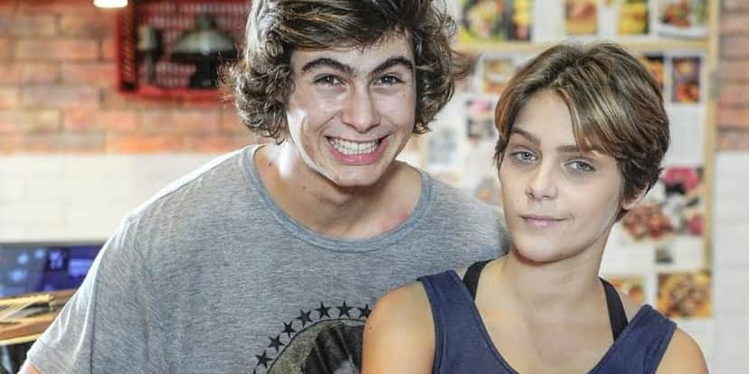 Isabella Santoni e Rafa Vitti durante as gravações de Malhação Sonhos - Foto: Reprodução/Globo Isabella Santoni e Rafa Vitti durante as gravações de Malhação Sonhos - Foto: Reprodução/Globo