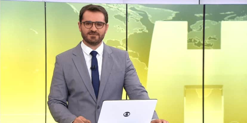 Marcelo Cosme na bancada do "Jornal Hoje" (Foto: Reprodução/TV Globo) Marcelo Cosme na bancada do "Jornal Hoje" (Foto: Reprodução/TV Globo)